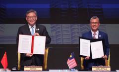 Trung Quốc và ASEAN ký hiệp định thương mại tự do phiên bản mới Trung Quốc và ASEAN ký hiệp định thương mại tự do phiên bản mới