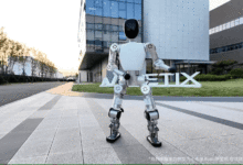 Robot hình người ‘rẻ ngang smartphone’