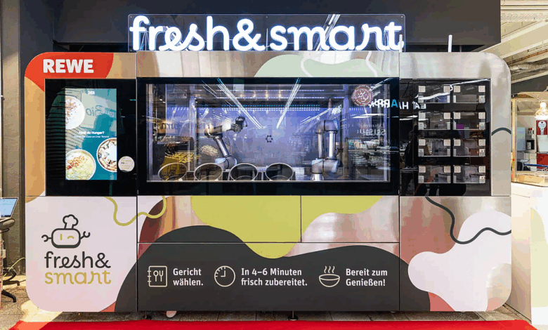 Bếp robot AI phục vụ 120 món ăn mỗi giờ