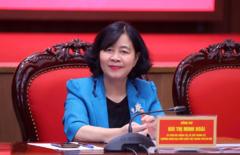 Bà Bùi Thị Minh Hoài trở thành nữ Chủ tịch Mặt trận Tổ quốc đầu tiên Bà Bùi Thị Minh Hoài trở thành nữ Chủ tịch Mặt trận Tổ quốc đầu tiên