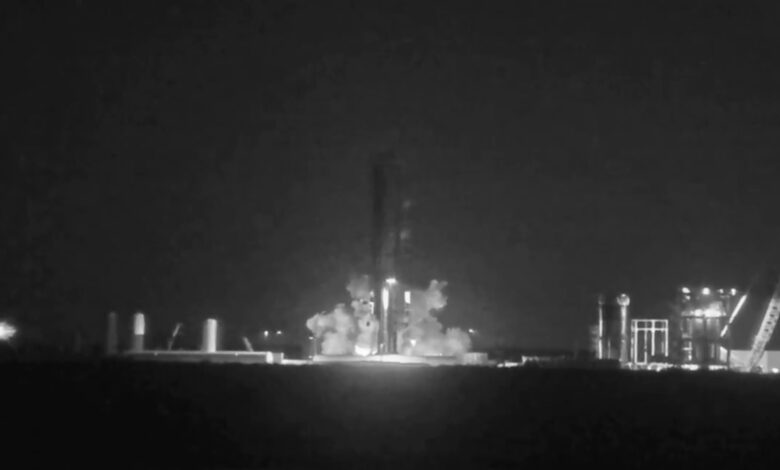 Siêu tên lửa đẩy Starship móp méo sau thử nghiệm