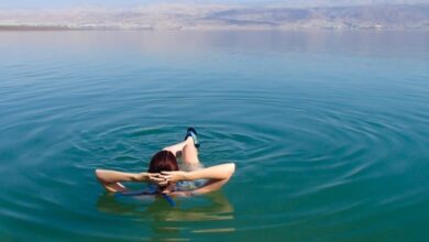 Tại sao con người không thể chìm ở Biển Chết?