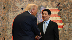 Chủ tịch nước Lương Cường trả lại hiện vật của quân nhân mất tích, phía Mỹ nói gì? Chủ tịch nước Lương Cường trả lại hiện vật của quân nhân mất tích, phía Mỹ nói gì?