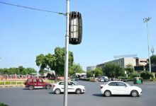 Thành phố lắp máy lọc không khí ngoài đường