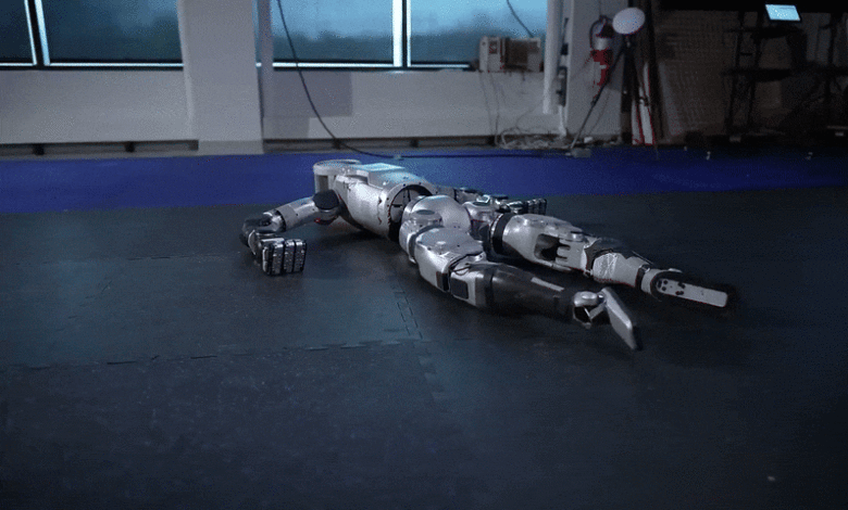 Lý do robot hình người Mỹ đứng dậy ‘khác người’ Lý do robot hình người Mỹ đứng dậy ‘khác người’