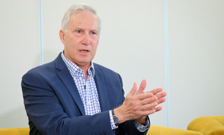 Con đường John Schiller chinh phục virus HPV cứu hàng triệu phụ nữ