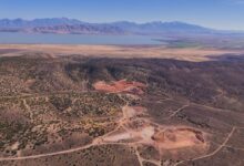 Mỹ phát hiện mỏ kim loại và đất hiếm khổng lồ