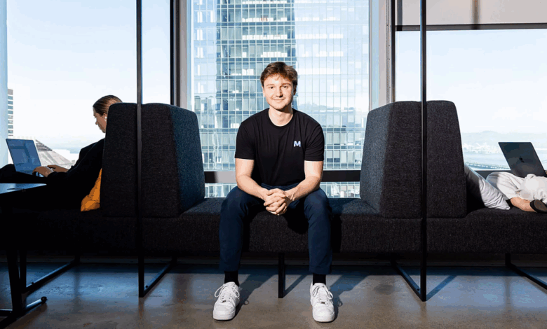 Tỷ phú trẻ nhất thế giới ‘không nghỉ ngày nào’ suốt ba năm