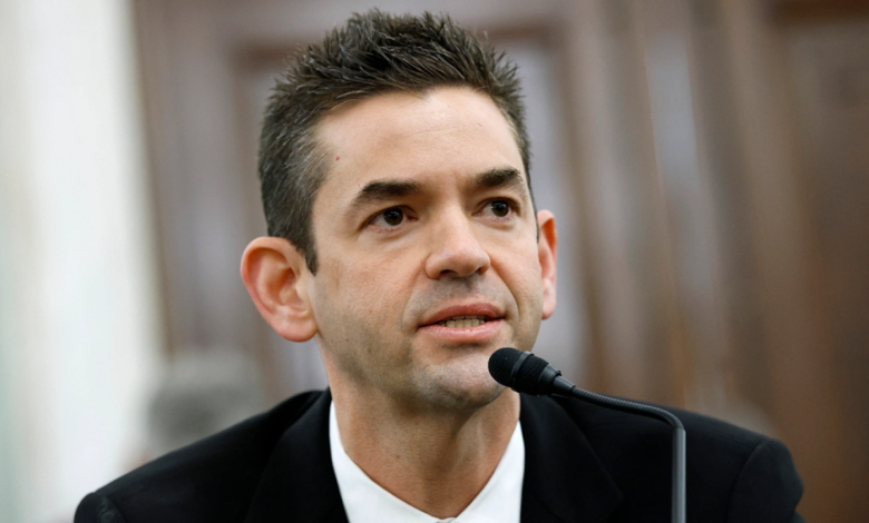 Tân giám đốc NASA thúc đẩy SpaceX và Blue Origin cạnh tranh