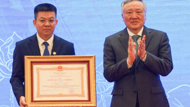 Cục Bưu điện Trung ương nhận Huân chương Lao động hạng Ba