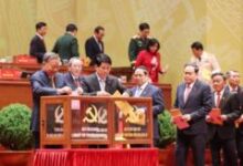 Trung ương Đảng khóa 14 và những mối quan hệ đáng chú ý