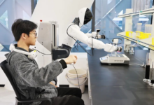 Trung Quốc ‘dạy học’ cho robot hình người thế nào