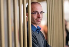 GS Yuval Noah Harari: Con người hiểu sai và ‘nghĩ ngắn’ về AI