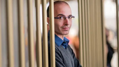 GS Yuval Noah Harari: Con người hiểu sai và ‘nghĩ ngắn’ về AI