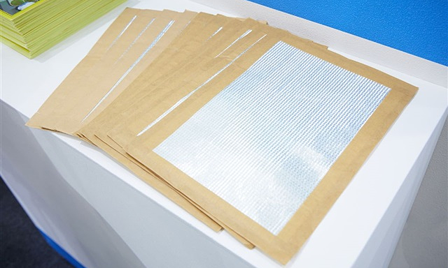 Công ty Nhật kín tiếng đứng sau vải sợi siêu mỏng cho bán dẫn