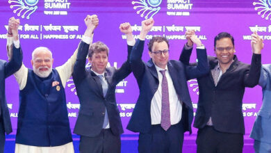 CEO OpenAI và Anthropic quyết không nắm tay nhau