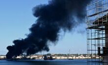 Cuba: nhà máy lọc dầu bốc cháy trong lúc khủng hoảng nhiên liệu trầm trọng