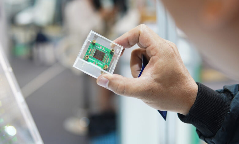 Những chính sách lớn tác động tới nhà khoa học Những chính sách lớn tác động tới nhà khoa học