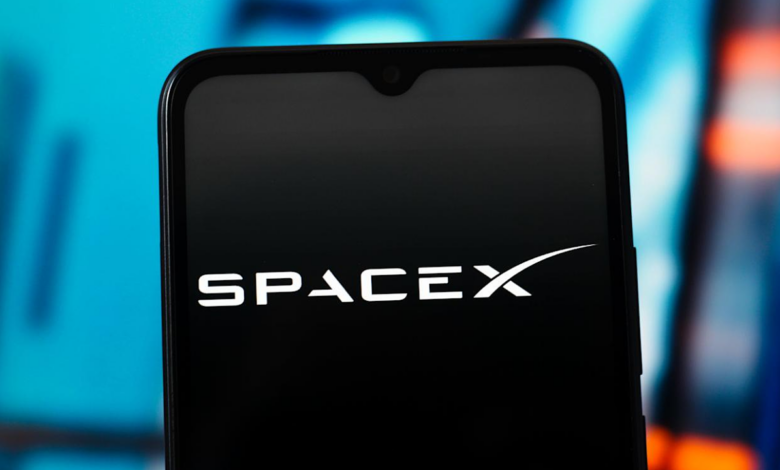 Elon Musk sáp nhập xAI vào SpaceX Elon Musk sáp nhập xAI vào SpaceX