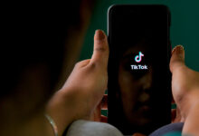 EU cáo buộc TikTok ‘thiết kế gây nghiện’, dọa phạt nặng