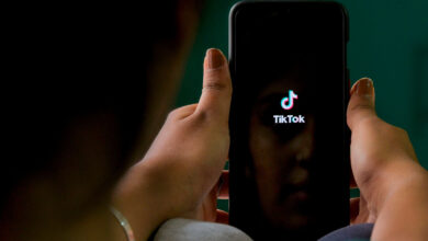EU cáo buộc TikTok ‘thiết kế gây nghiện’, dọa phạt nặng