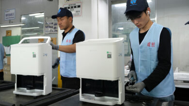 Bên trong nhà máy sản xuất một triệu máy hút ẩm mỗi năm