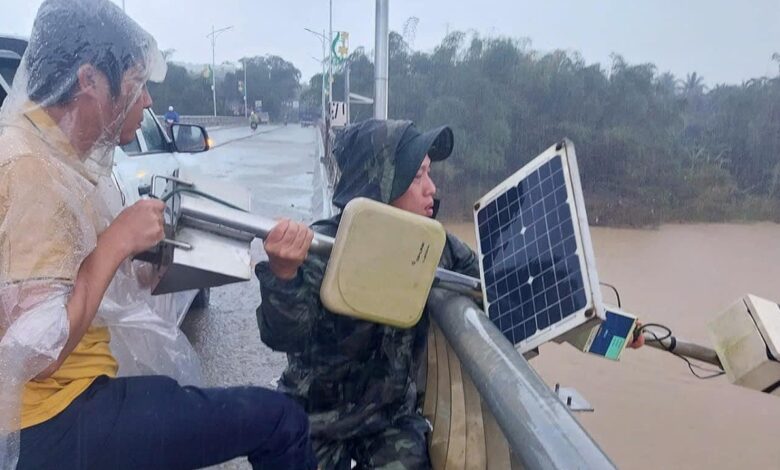 Việt Nam đang sử dụng các ‘mắt thần’ theo dõi thời tiết thế nào? Việt Nam đang sử dụng các ‘mắt thần’ theo dõi thời tiết thế nào?