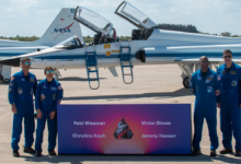 Phi hành đoàn Artemis 2 đến bãi phóng, sẵn sàng tới Mặt Trăng