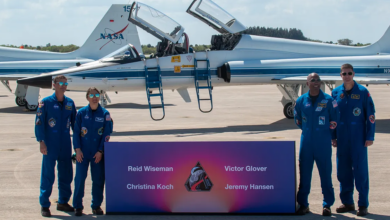 Phi hành đoàn Artemis 2 đến bãi phóng, sẵn sàng tới Mặt Trăng