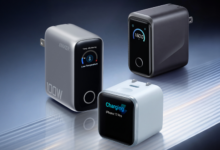 5 mẫu sạc nhanh trên 100 W tích hợp màn hình