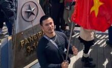 Người đàn ông Việt Nam đoàn tụ với mẹ ruột sau nhiều thập kỷ