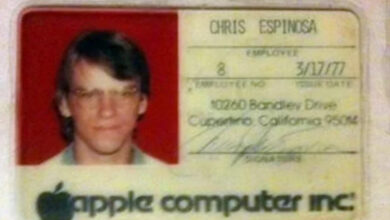 Nhân viên đầu tiên vẫn làm tại Apple sau 50 năm