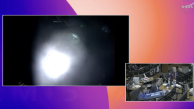 Tàu Orion rời quỹ đạo Trái Đất tiến đến Mặt Trăng