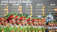 Reuters: Bộ Công an muốn bình ổn thị trường chứng khoán bằng KOL, báo chí trấn an dư luận