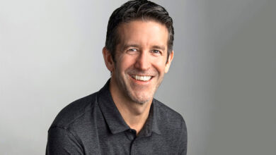 John Ternus – từ kỹ sư cơ khí đến ‘người được chọn’ tại Apple