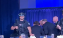 Vụ nổ súng tại tiệc của Nhà Trắng và những câu hỏi về an ninh của ông Trump