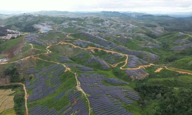 Trang trại lắp 2,23 triệu tấm pin mặt trời hoạt động tại Lào