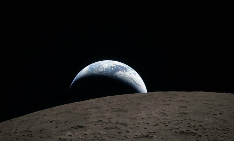 NASA công bố ảnh ‘Trái Đất lặn’ nhìn từ phía xa Mặt Trăng NASA công bố ảnh ‘Trái Đất lặn’ nhìn từ phía xa Mặt Trăng