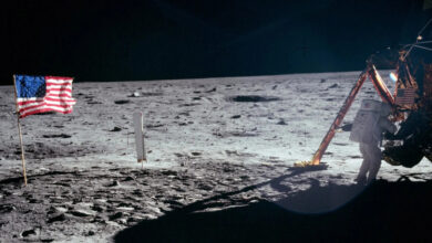 Tại sao sau 54 năm Mỹ mới quay lại Mặt Trăng?
