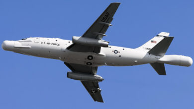 Mỹ triển khai ‘máy bay 737 bí mật nhất thế giới’ cho vụ phóng Artemis II