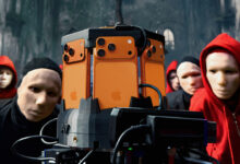 Đạo diễn Việt quay video 360 độ bằng 8 chiếc iPhone 17 Pro