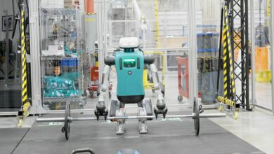 Robot hình người của Mỹ nâng tạ 29 kg