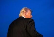 Hàng loạt nghệ sĩ bỏ show, ông Trump làm nhân vật chính tại sự kiện kỷ niệm 250 năm Mỹ lập quốc