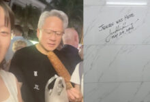 Jensen Huang ký lên tường nhà vệ sinh, ‘bao trọn’ quầy bắp nướng