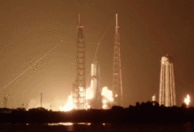 Tên lửa Blue Origin nổ tung trên bệ phóng