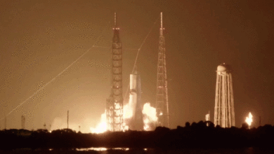 Tên lửa Blue Origin nổ tung trên bệ phóng