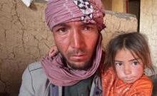 Bán con để tồn tại: Người cha Afghanistan đưa ra lựa chọn nghiệt ngã Bán con để tồn tại: Người cha Afghanistan đưa ra lựa chọn nghiệt ngã