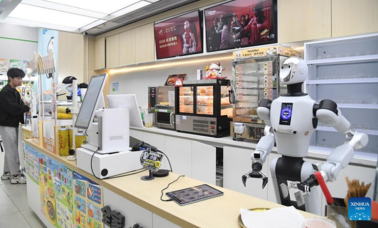 Sắp diễn ra phiên đấu giá robot hình người đầu tiên ở Trung Quốc