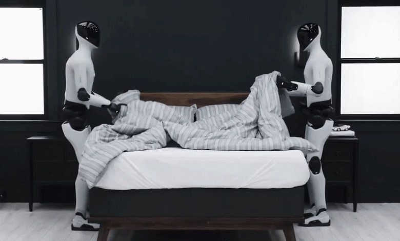 Robot hình người Mỹ dọn phòng trong hai phút