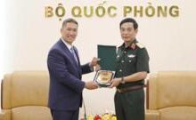 Ông Phan Văn Giang tin ông Hùng Cao tiếp tục là cầu nối quan trọng của Việt Nam và Mỹ
